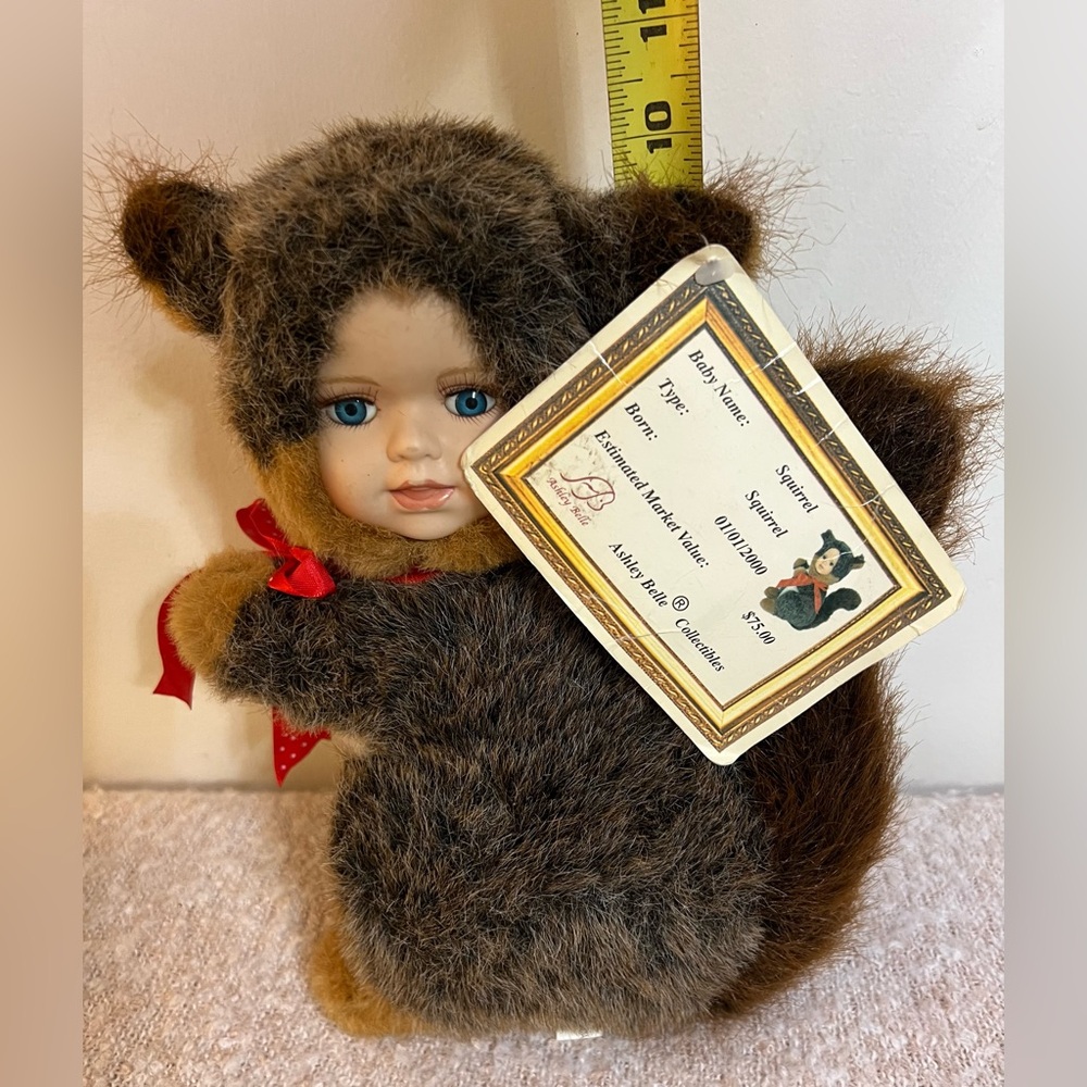 Ashley Belle Girl Doll Squirrel 10" Costume Blue Eye  Collectible  Vintage